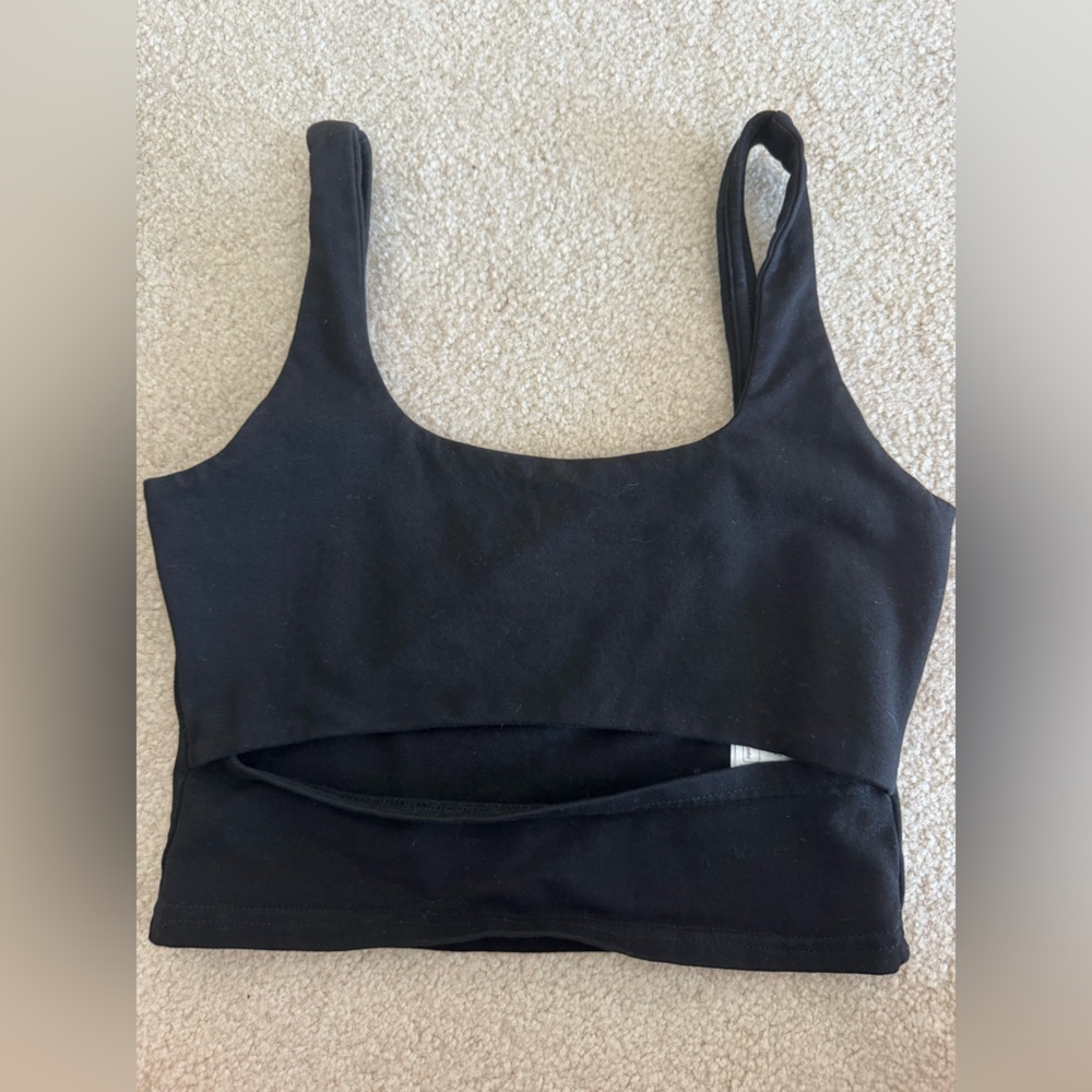 Adika Black Cropped Tank - Picture 2 of 5